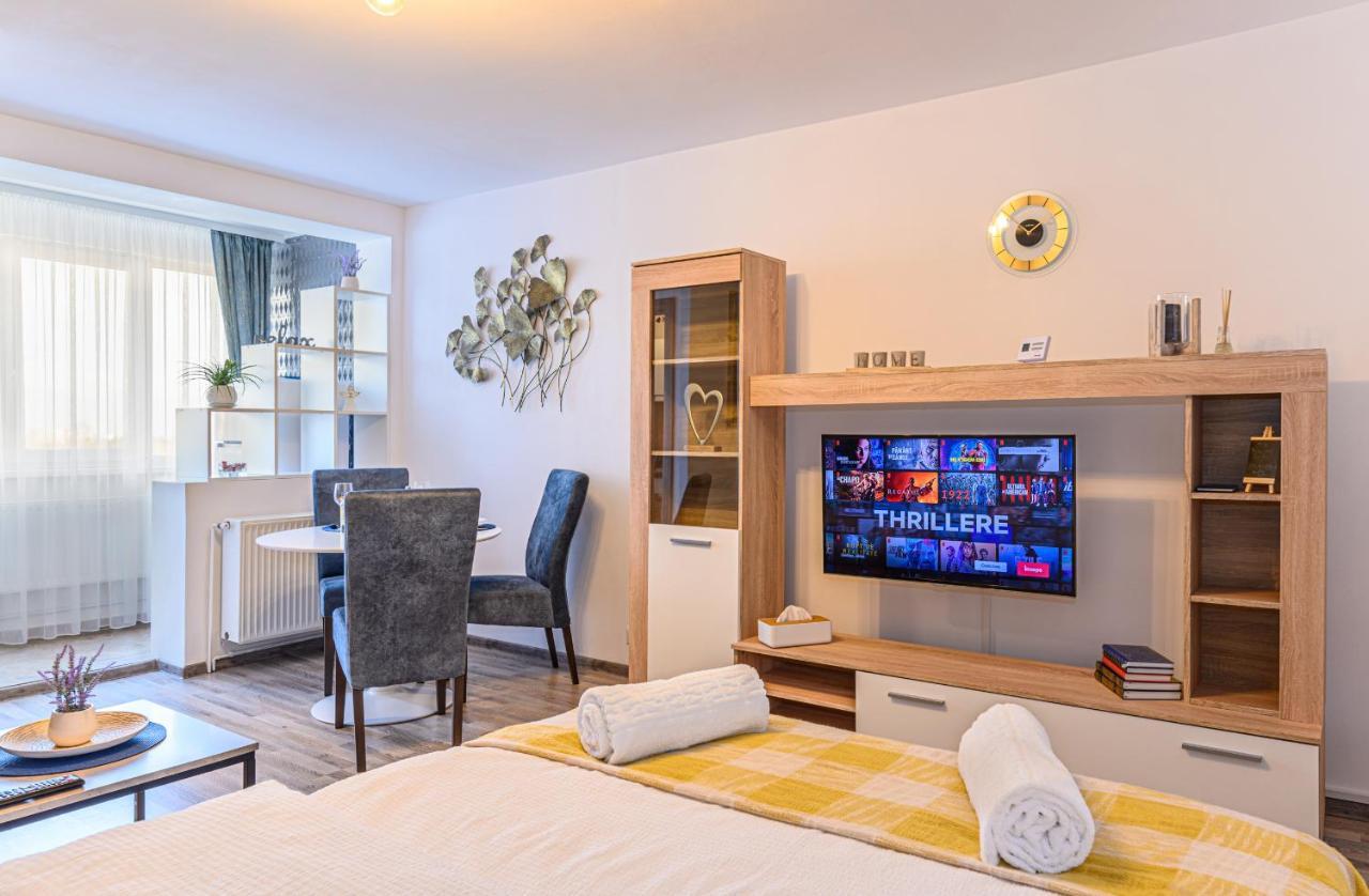 Luxury Studios - Soarelui 10 Brasov Ngoại thất bức ảnh