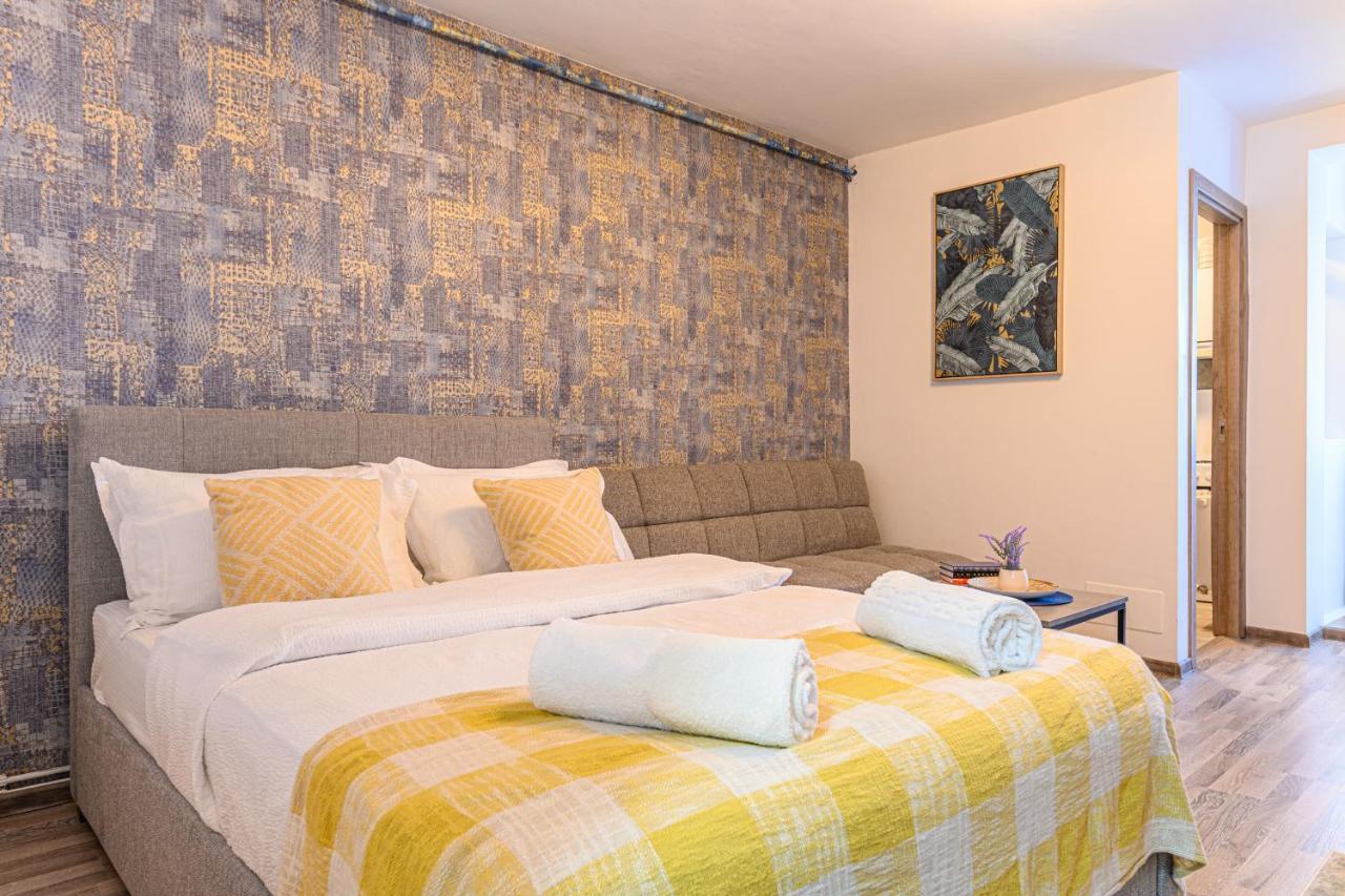 Luxury Studios - Soarelui 10 Brasov Ngoại thất bức ảnh